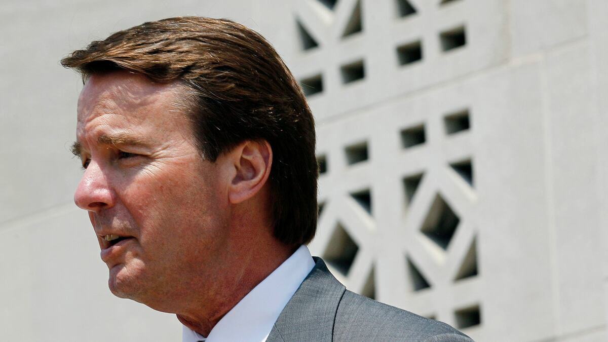 cheats/2012/05/31/john-edwards-jury-deadlocked/edwards-verdict-dimond_sqh6mg