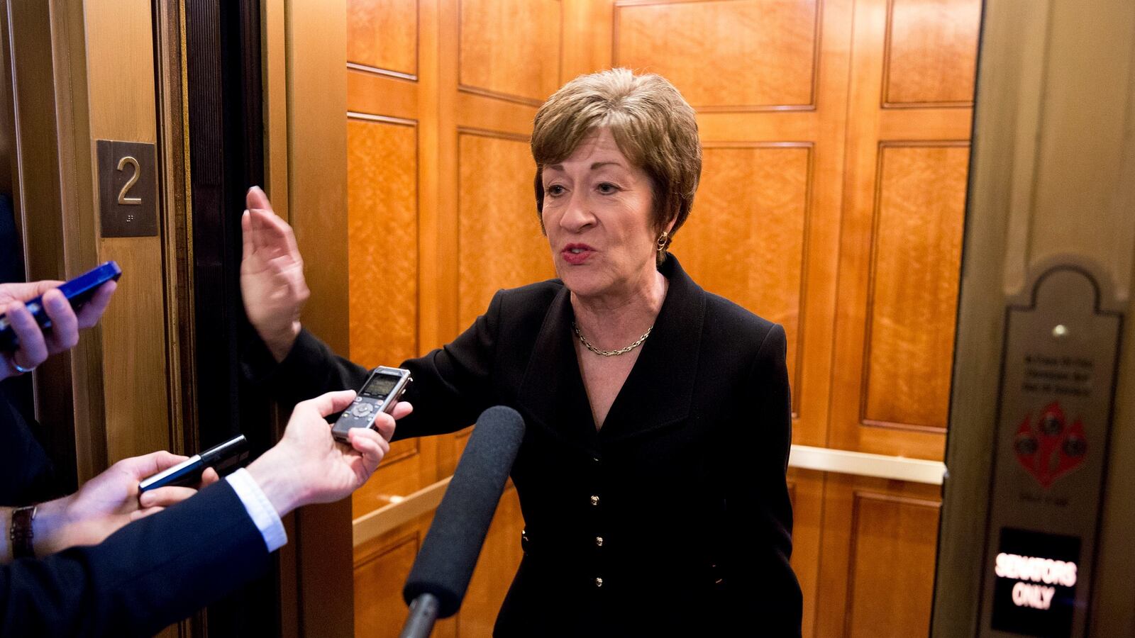 cheats/2017/03/16/sen-collins-says-she-can-t-support-ahca/170131-sen-collins-bannon-cheat_pdqzzj