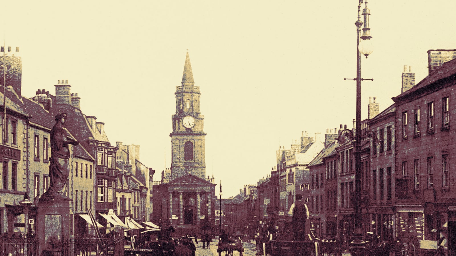 articles/2015/02/26/berwick-upon-tweed-the-british-town-at-war-with-russia/150225-strochlic-berwick-war-tease_lwiej2