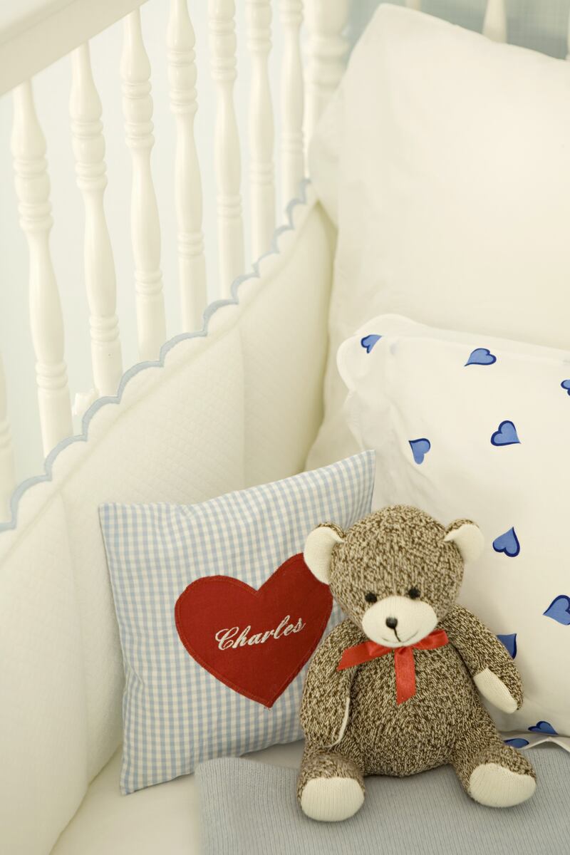 galleries/2013/06/28/omg-i-want-this-house-hollywood-hills-photos/130627-omg-house9_hlepld