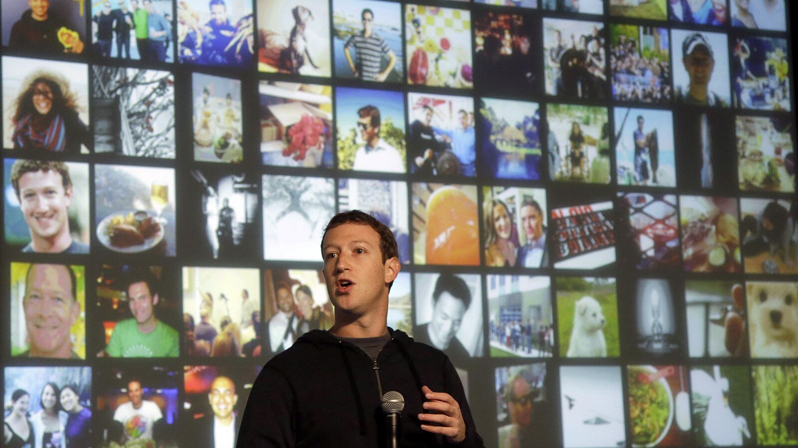 articles/2013/01/17/when-s-the-last-time-you-were-poked/130116-facebook-poke-crocker-tease_cvpchp