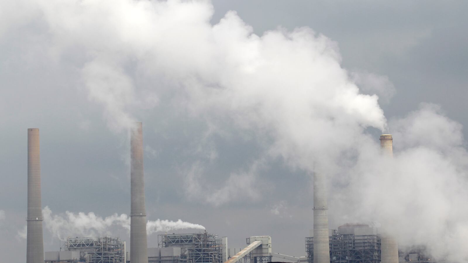 cheats/2011/09/15/epa-to-delay-climate-change-rules/epa-delays-climate-change-rules-cheat_cojnni