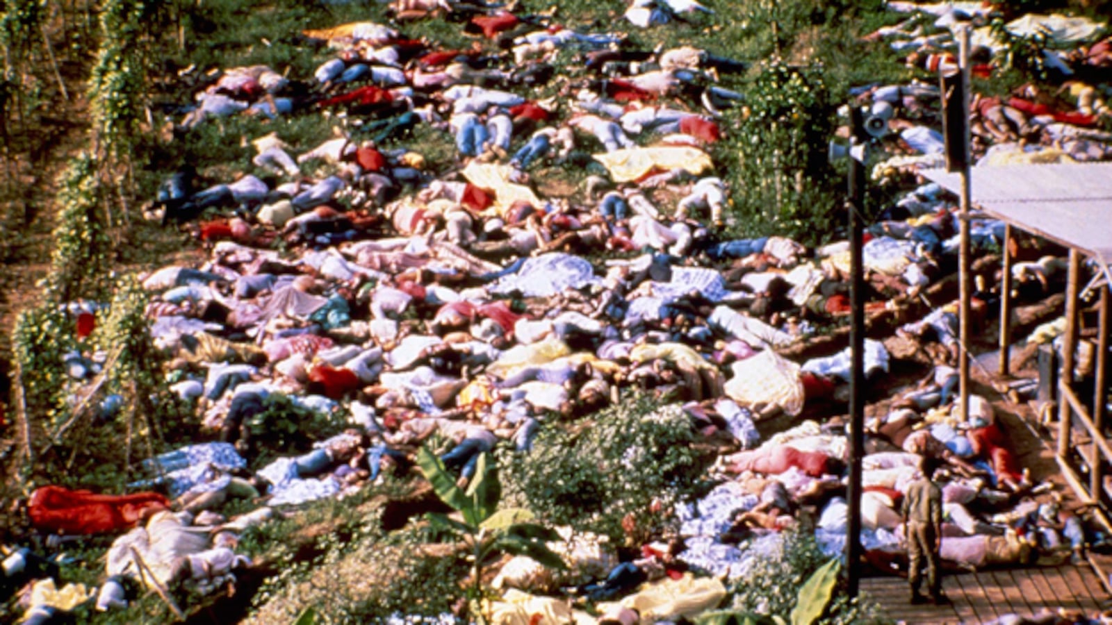galleries/2010/09/20/deadliest-cults/cults---jonestown_j2zfqy
