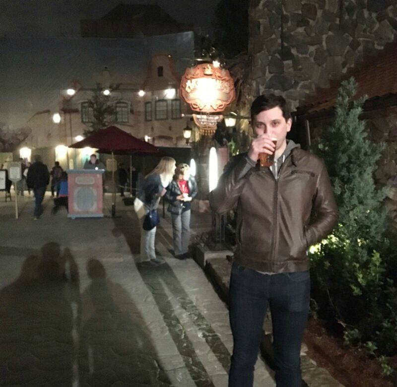 articles/2016/01/23/the-jaded-adult-s-guide-to-drinking-around-the-world-at-epcot/160122-andrew-kirell-epcot3-embed_k2ruce