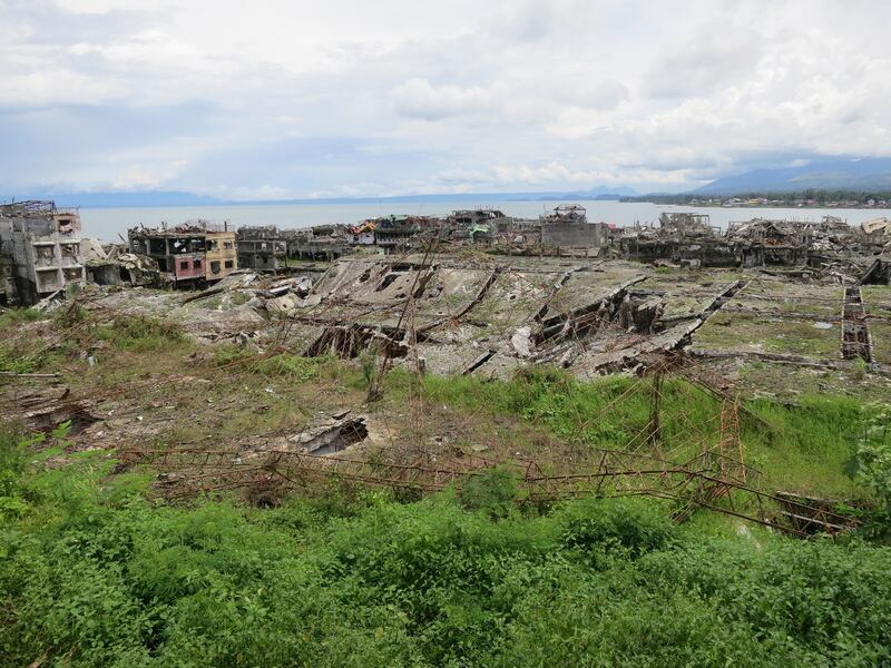 181224-laforge-islamic-insurgency-hotspot-tourism-marawi_kjnd6e