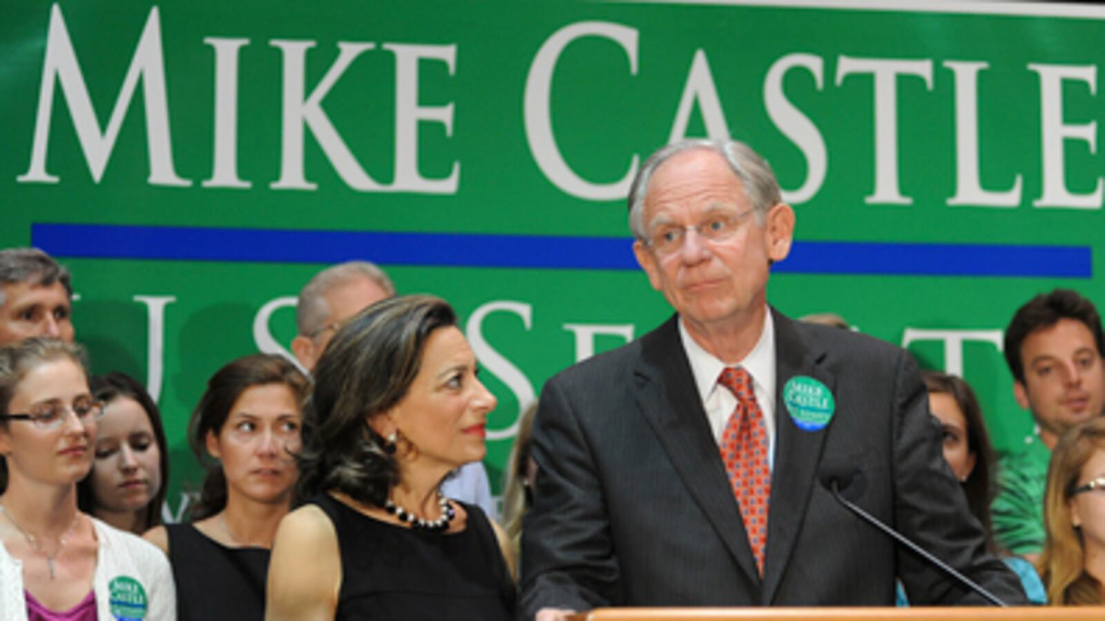 articles/2010/09/16/moderate-republicans-battered-by-tea-party-but-not-out-yet/jacomoderate-republicans_127262_isq5pk