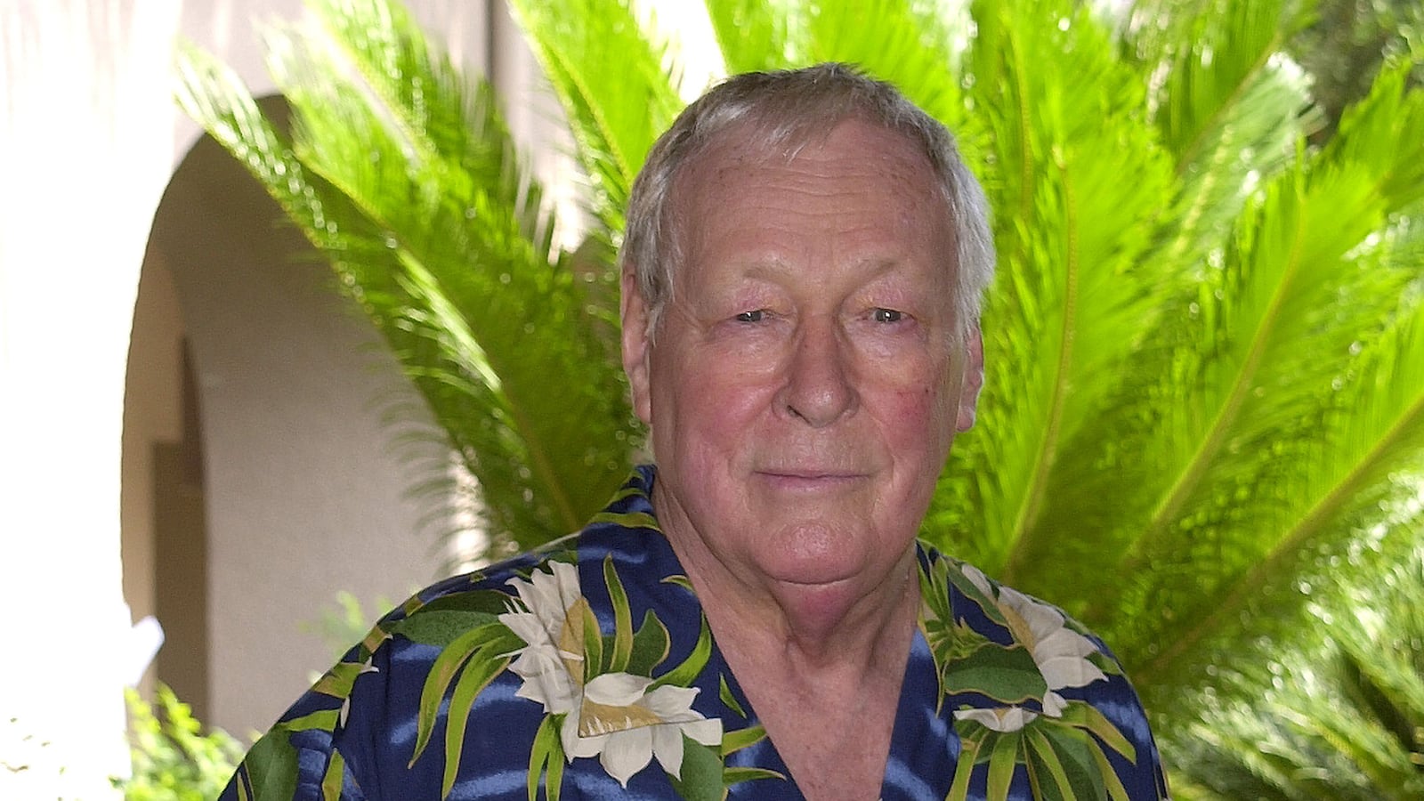 cheats/2014/01/16/gilligan-s-island-s-professor-dies/140116-russell-johnson-tease_ghrh13