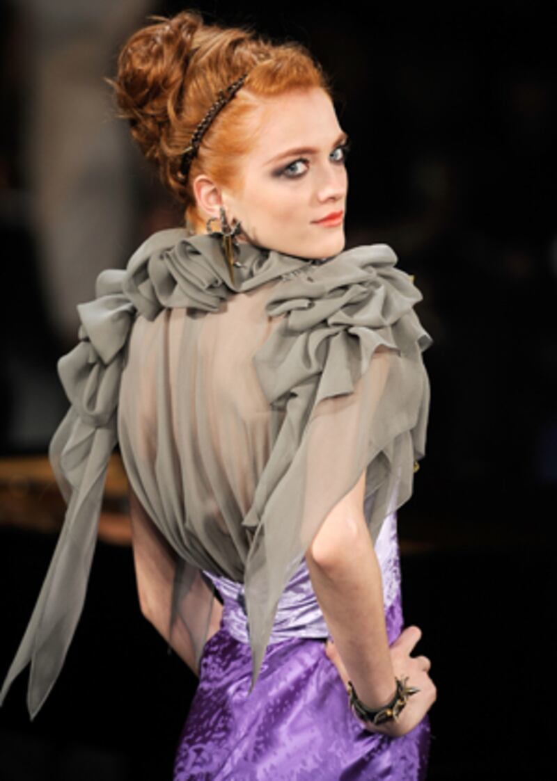 galleries/2009/02/20/zac-posen-fall-2009/zac-posen-2_e0vbbl