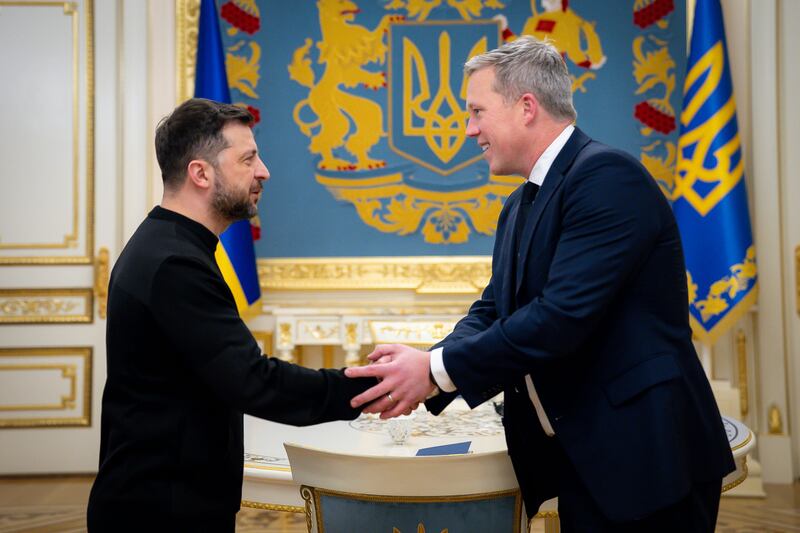 Army Secretary Daniel Driscoll meeting with Ukrainian President Volodymyr Zelensky in Kyiv on November 20.