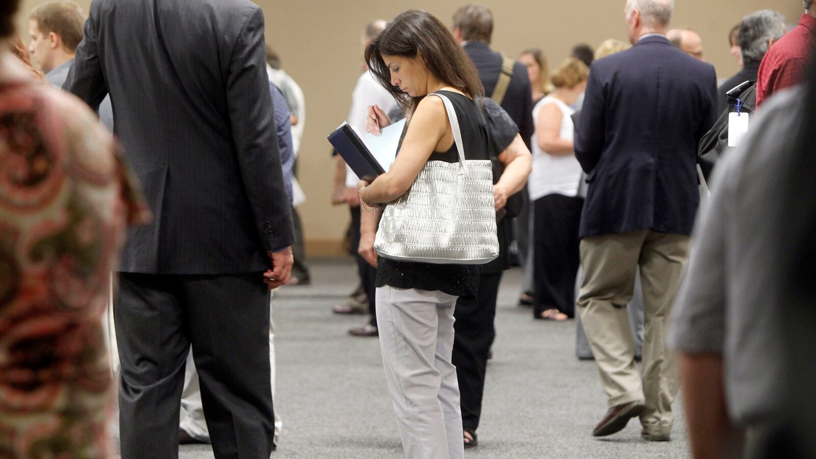 cheats/2013/08/02/unemployment-drops-to-7-4-percent/130802-job-fair-cheat_cwyvfl