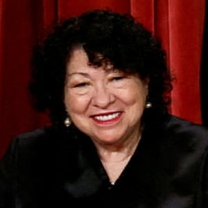 FILE PHOTO: U.S. Supreme Court justices pose for their group portrait at the Supreme Court in Washington, U.S., October 7, 2022. Seated (L-R): Justices Sonia Sotomayor, Clarence Thomas, Chief Justice John G. Roberts, Jr., Samuel A. Alito, Jr. and Elena Kagan. Standing (L-R): Justices Amy Coney Barrett, Neil M. Gorsuch, Brett M. Kavanaugh and Ketanji Brown Jackson. REUTERS/Evelyn Hockstein      TPX IMAGES OF THE DAY/File Photo