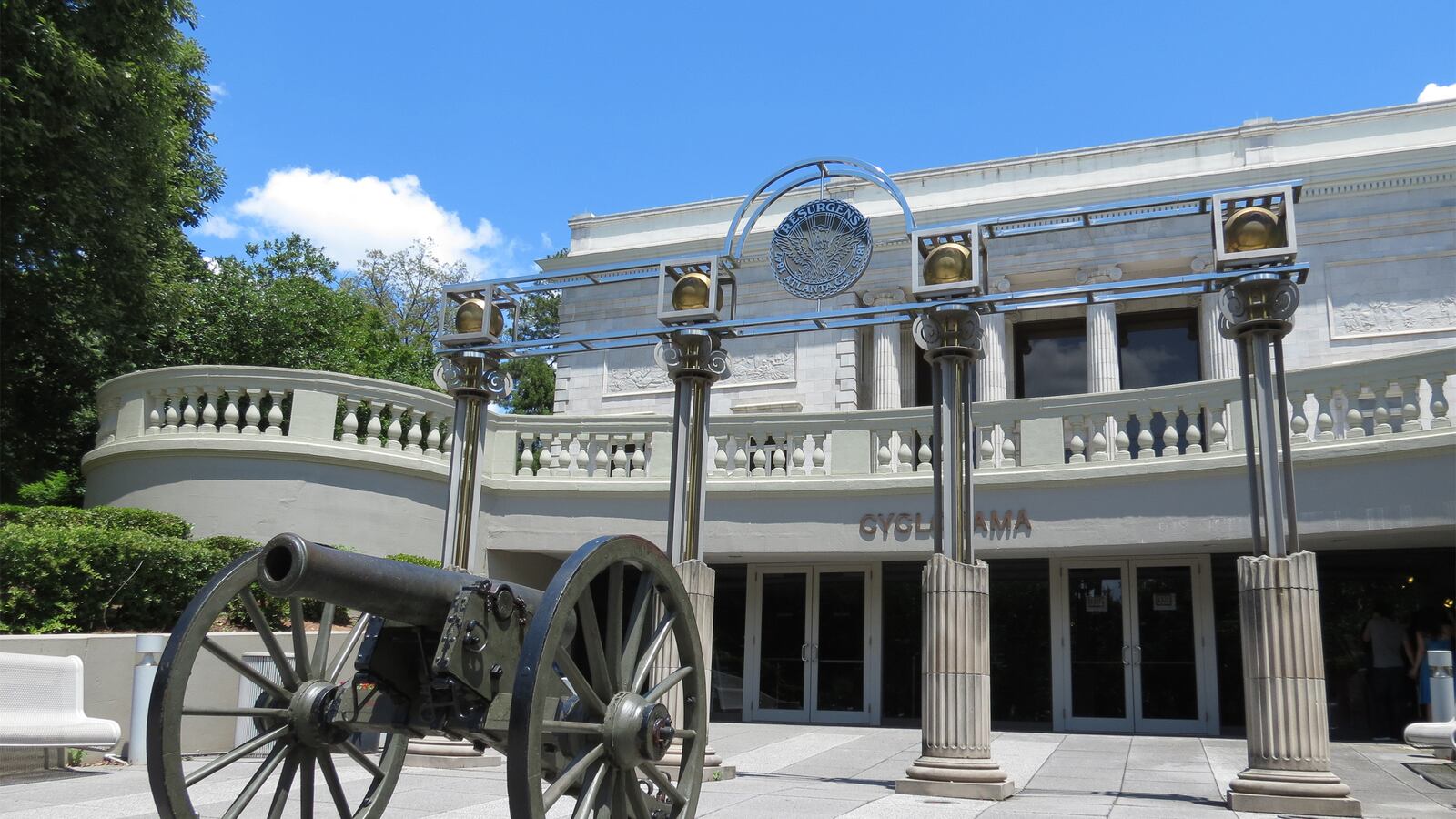 articles/2015/06/29/visiting-the-historic-atlanta-cyclorama-on-the-eve-of-its-move-to-buckhead/150612-tray-butler-tease_bbo9fu