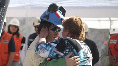 articles/2010/10/16/the-miners-mistress-and-chiles-etiquette-of-love/quan-miners_134403_m5p87v