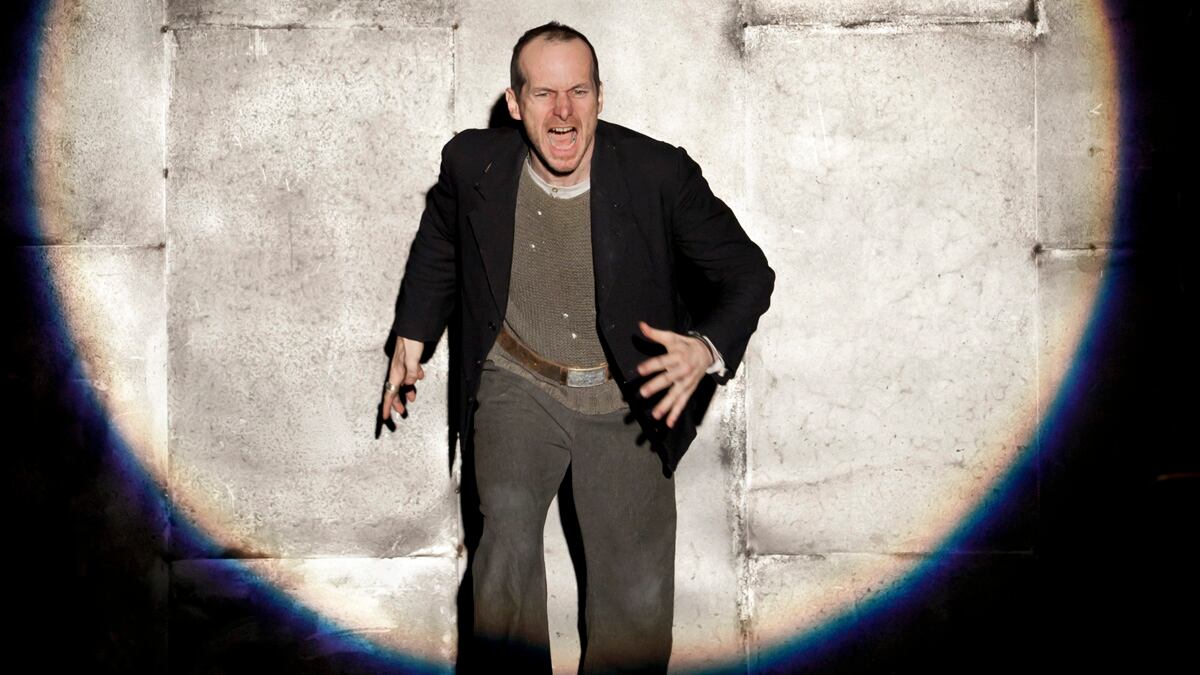 articles/2012/03/25/denis-o-hara-talks-about-one-man-show-an-iliad/ohare-iliad-kaplan2_n2yjai