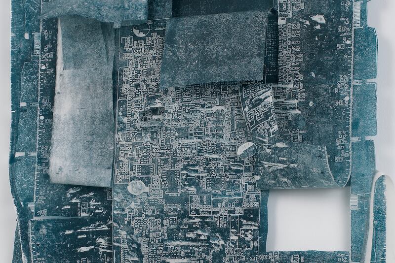 articles/2013/10/04/emily-henretta-at-room-east-is-the-daily-pic-by-blake-gopnik/circuit-daily-pic_sgm6sa