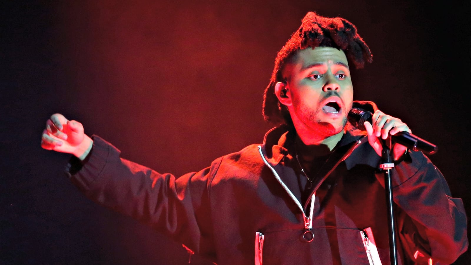 cheats/2016/05/25/the-weeknd-cancels-kimmel-performance-over-trump/160525-weeknd-kimmel-cancel-cheat_b7jhx2