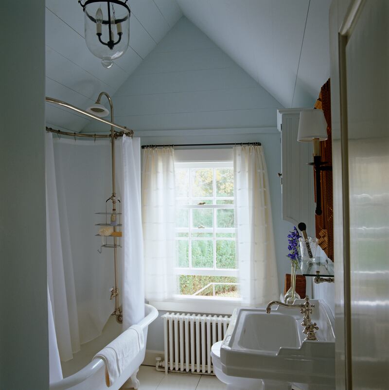 galleries/2013/05/10/omg-i-want-this-house-east-hampton-photos/130509-omg-house-eh15a_wy7che