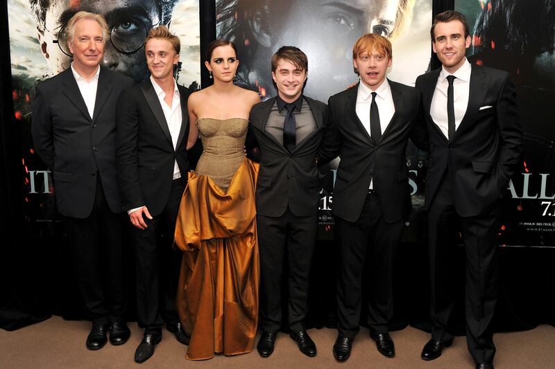 galleries/2009/07/14/harry-potter-through-the-years/harry-potter-ny-group_rslxtr