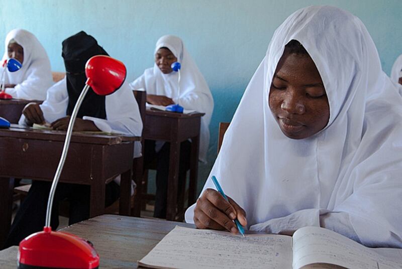 galleries/2011/02/24/sponsored-by-exxonmobil/sponsored-exxon-mobil-14_bzmuq1