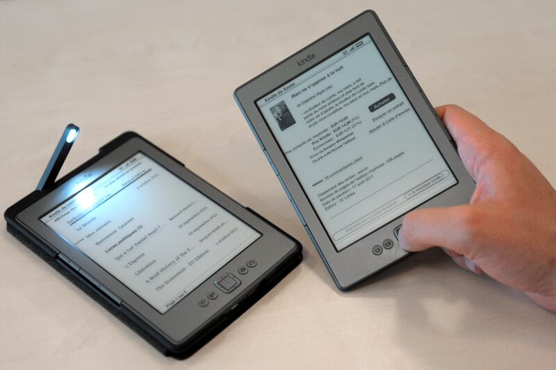 galleries/2012/08/06/11-things-cheaper-than-a-1-250-headband-photos/headband-kindle_xyzvc4