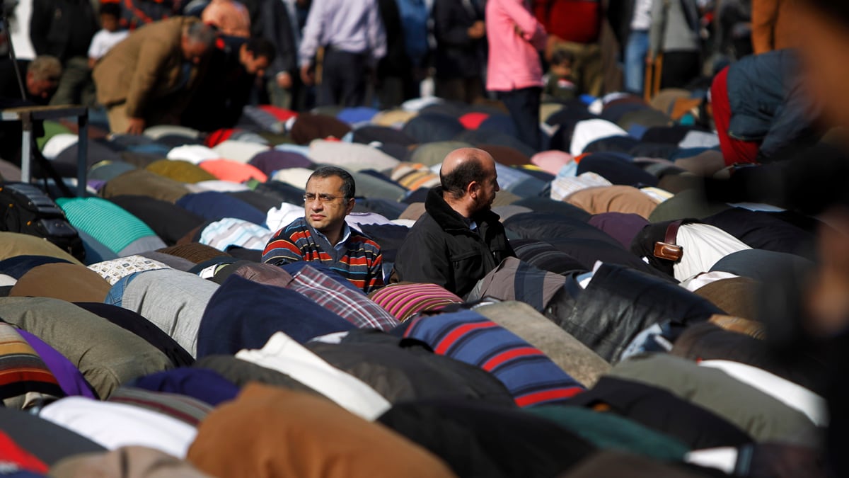 cheats/2011/12/04/egyptian-islamists-grab-60-percent/egypt-official-election-results-cs_hzfzwg