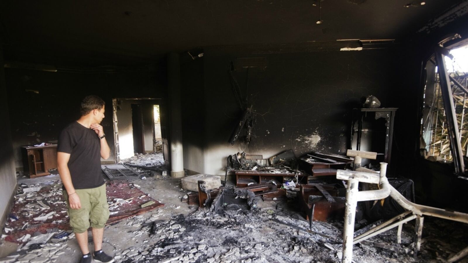 cheats/2012/09/16/50-arrested-in-libyan-attack/libya-consulate-burned-out-cheat_z4vgjf