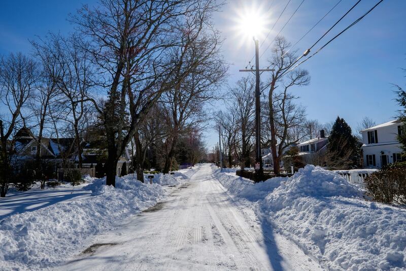 galleries/2015/01/29/winter-storm-batters-cape-cod-photos/150129-joiner-snow1_yciqf1