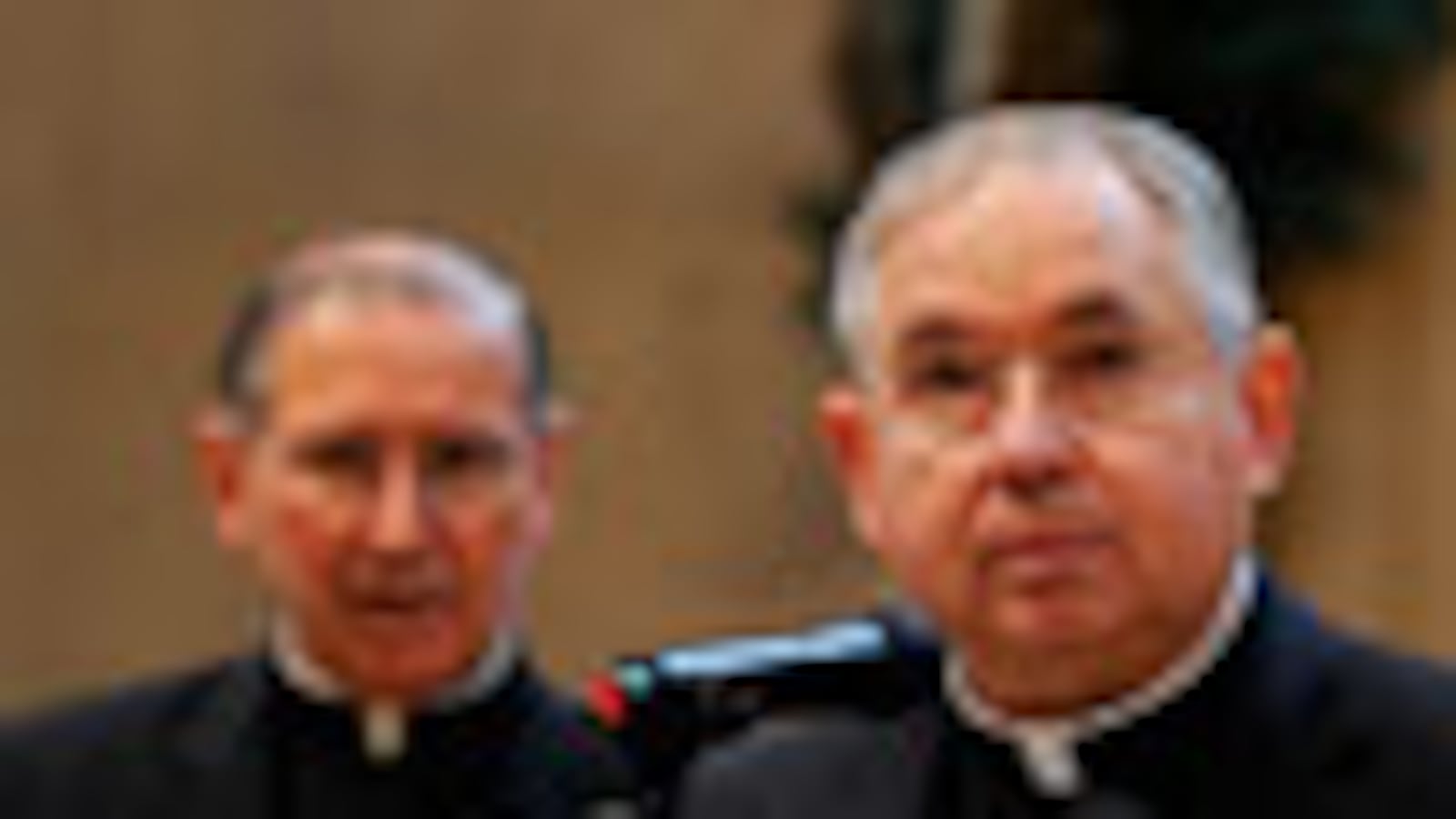 cheats/2010/04/07/the-popes-da-vinci-code-revenge/pope-1_ok7n4r