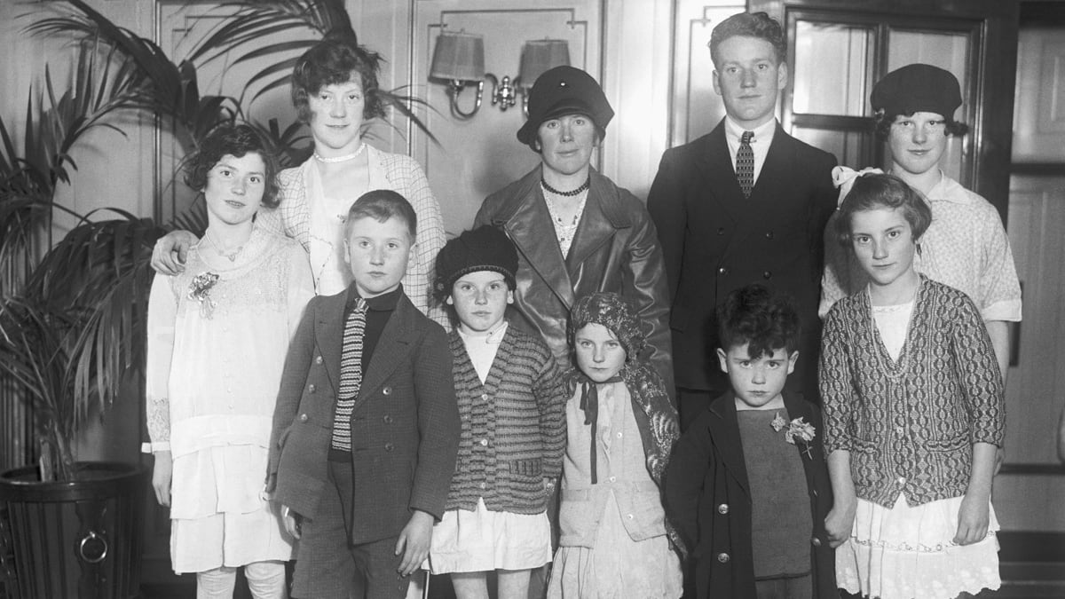 articles/2012/03/16/james-barrett-on-the-irish-way-how-the-irish-influenced-u-s-cities/irish-way-of-life-barrett_j3crfx