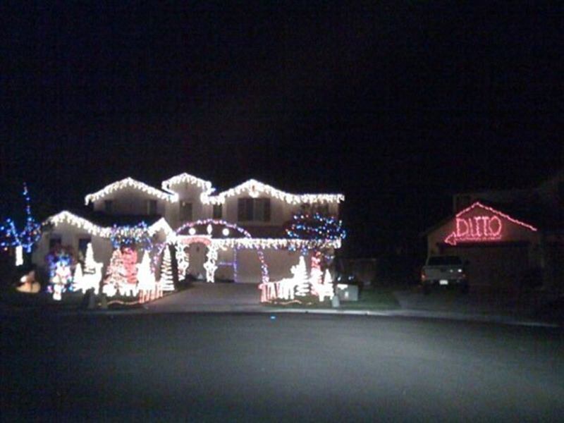 galleries/2010/12/16/celebrity-twitter-photos/twitpi1216---degeneres_zxyk4p
