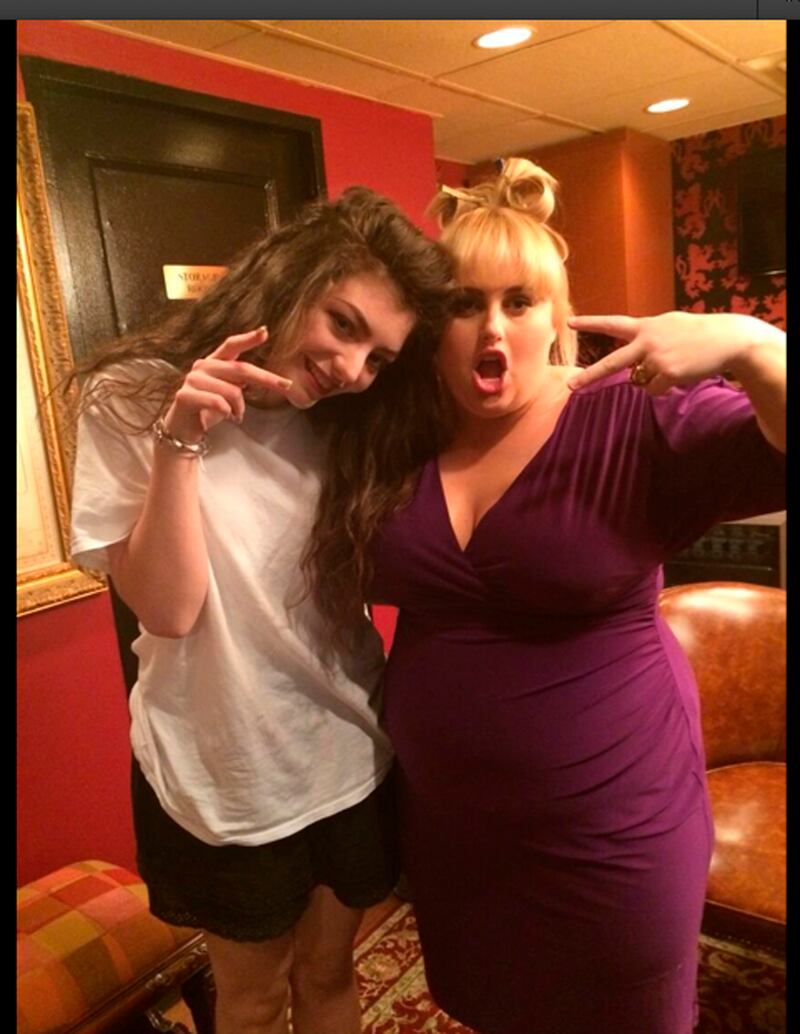 galleries/2013/10/06/miley-cyrus-james-franco-more-celebrity-twitter-pictures-photos/131004-cleb-twit-pic10_otekrv