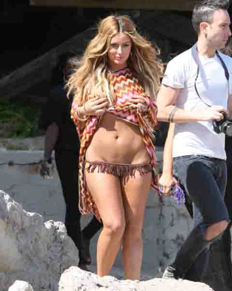 galleries/2011/07/02/barely-there-bikinis/tiny-bikinis-oday_gxdl88