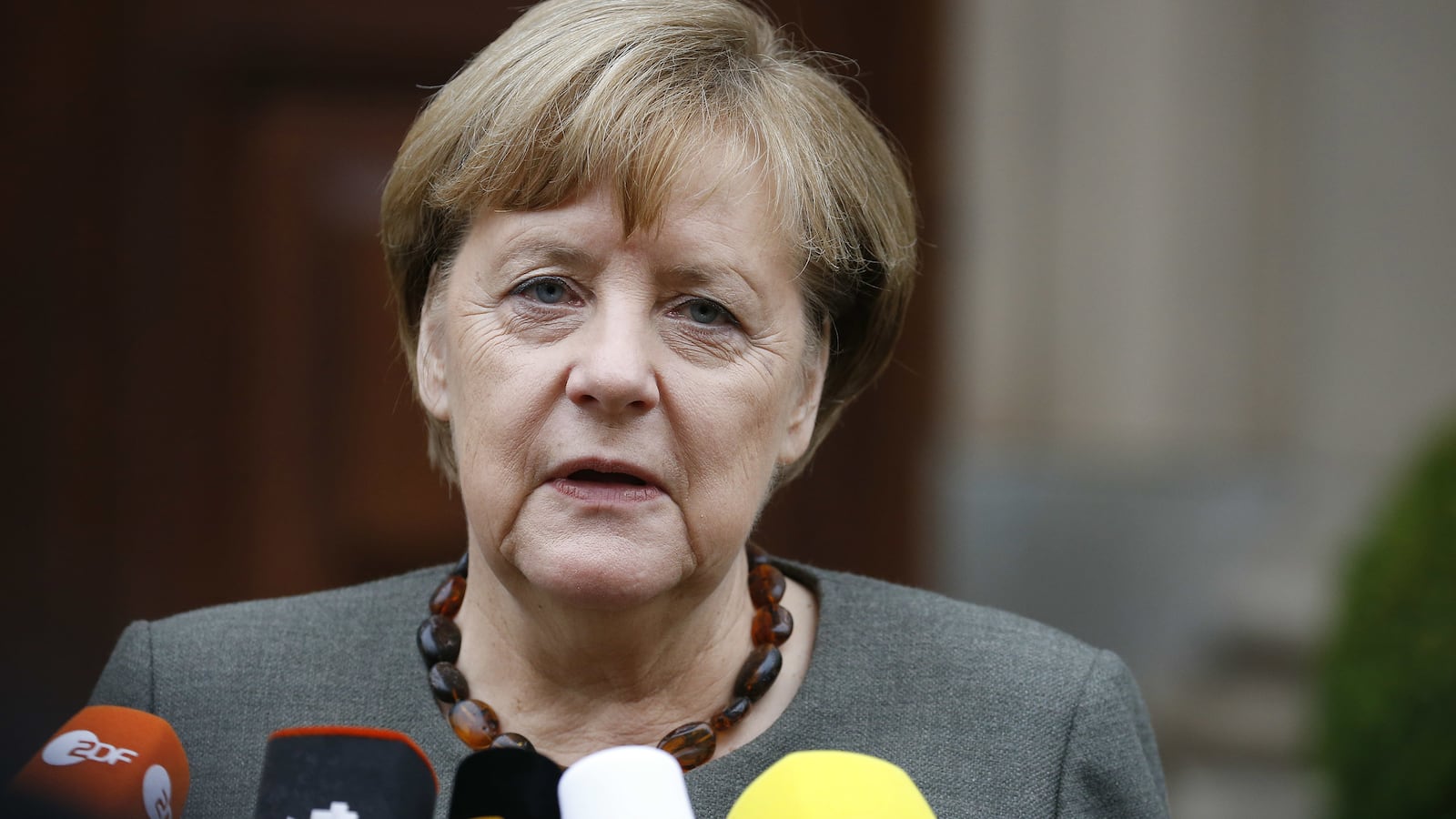 angela_merkel_abs9xm