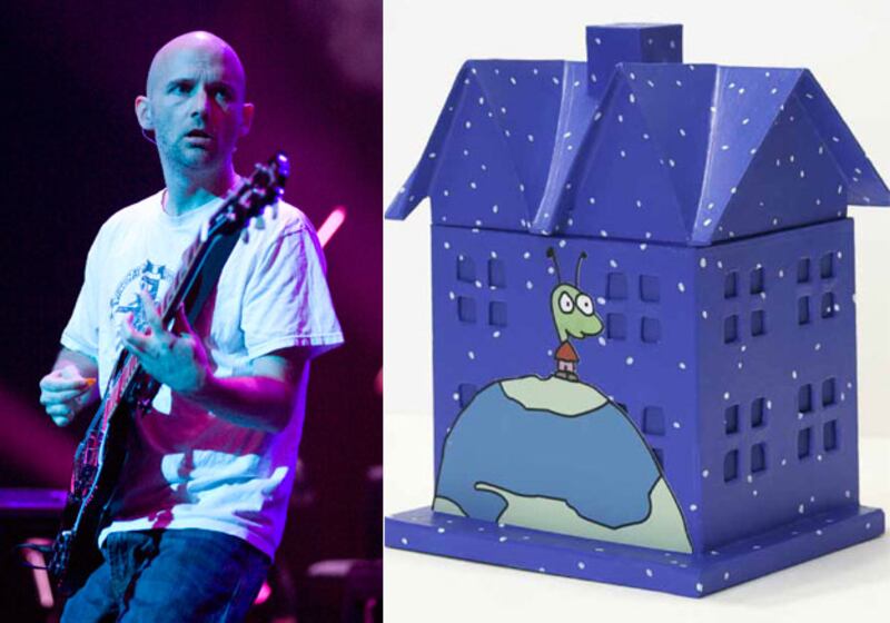 galleries/2009/11/03/celeb-mini-houses-raise-money-for-homeless/celeb-houses---moby_jzkpff