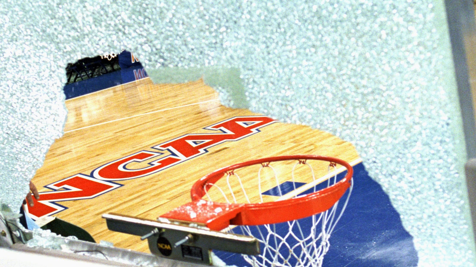 articles/2017/04/04/lgbt-groups-condemn-ncaa-for-lifting-north-carolina-ban/170404-allen-ncaa-tease_ecce1m