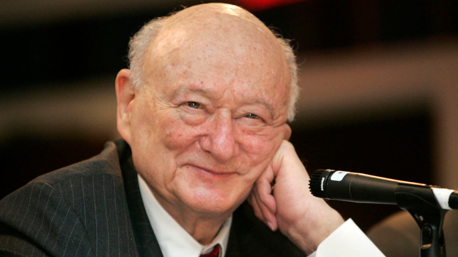 cheats/2013/01/31/ed-koch-moved-to-icu/ed-koch-celebs-coming-out-as-straight_qrogzg