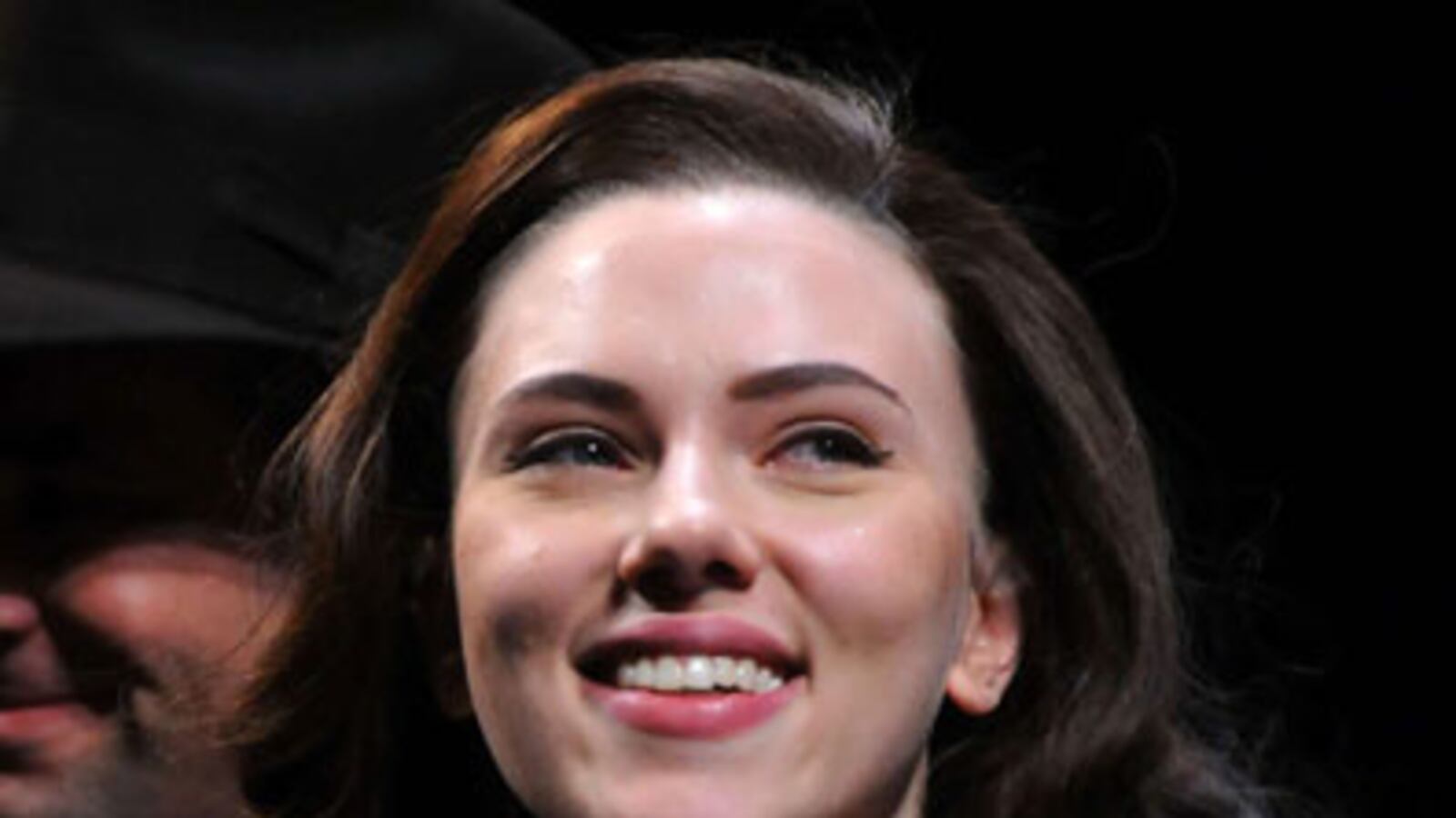cheats/2010/01/25/praise-for-scarjos-bway-debut/scarlett-johansson_bm9jpz