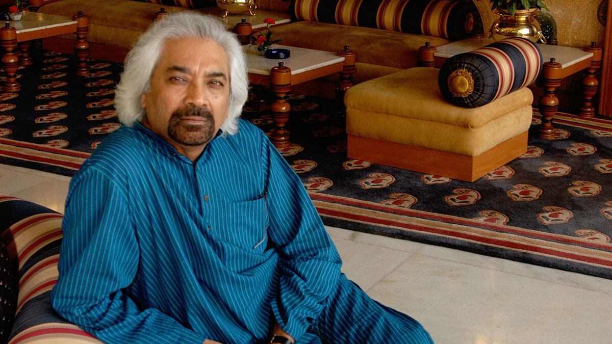 articles/2012/08/05/sam-pitroda-indian-tech-advisor-on-the-massive-power-outage/sam-pitroda-moreau_cfj8jm