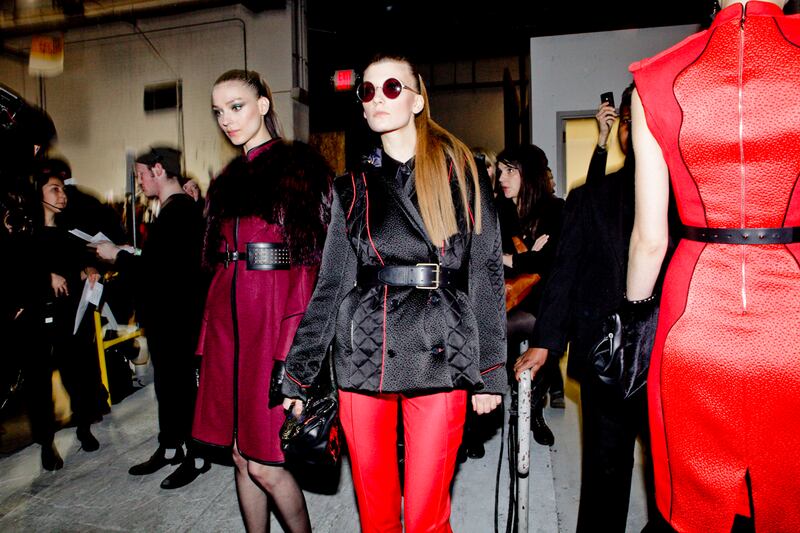 galleries/2012/02/11/backstage-at-jason-wu-fall-2012-show-photos/jason-wu-10_k4sxti