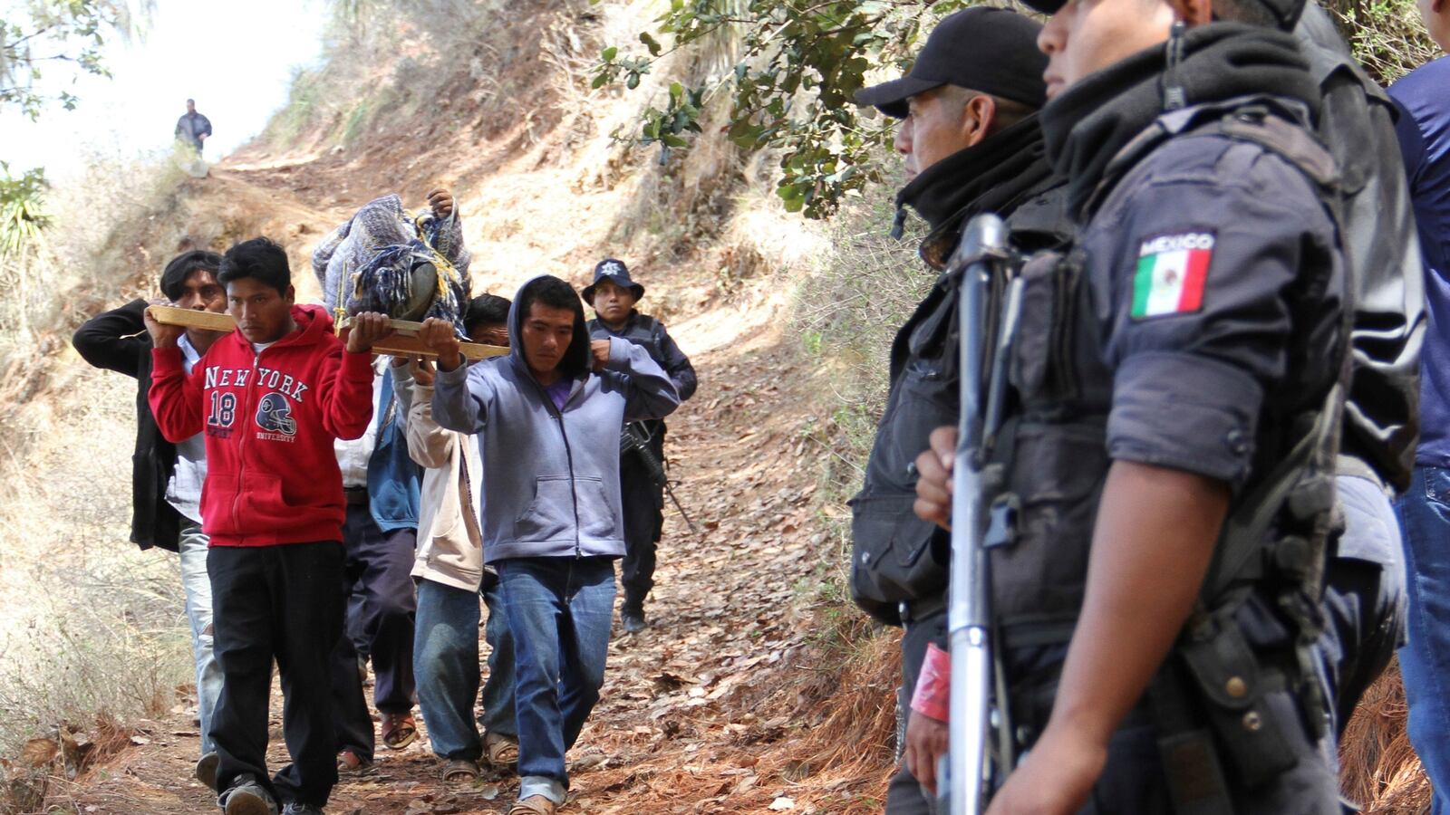 cheats/2016/06/11/mexican-official-rapist-slaughtered-victim-and-her-family/160611-mexico-rapist-cheat_nz1qmx