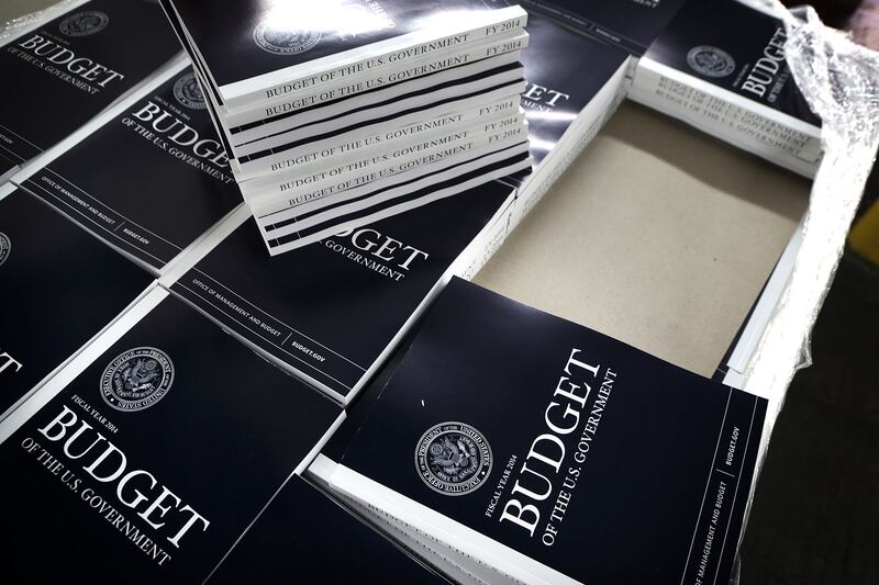 articles/2013/04/09/obama-s-social-security-gambit/130408-Tomasky-Obama-Budget-embed_qqtn8p