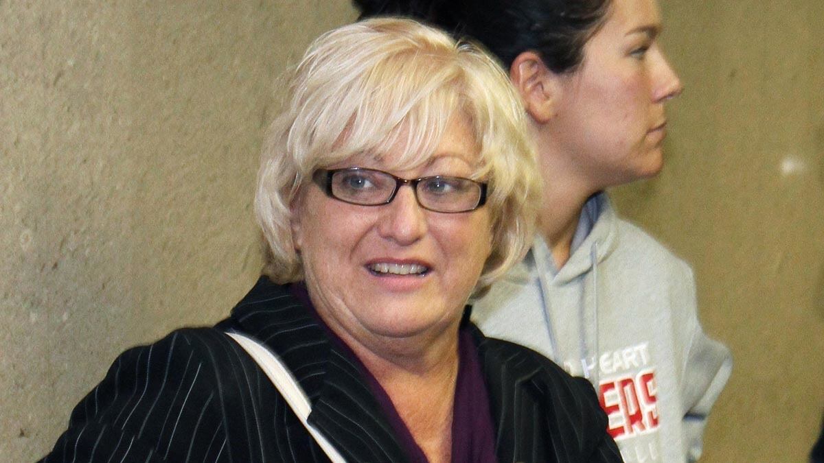 cheats/2011/10/06/battered-woman-defense-leads-to-acquittal/barbara-sheehan-not-guilty-cs_ts2ve9