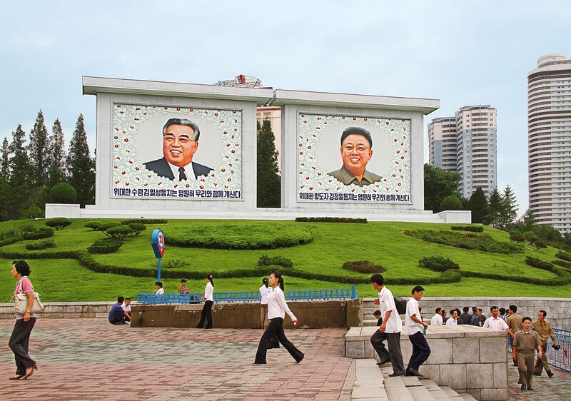 galleries/2014/09/13/inside-the-secret-world-of-north-korea/140911-north-korea-book-anonymous-country-7_i9x5sl