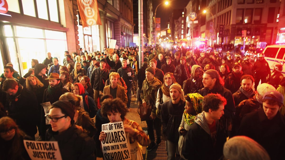 cheats/2011/11/17/occupy-wall-street-s-future-uncertain/occupy-march-cheat_ecircr