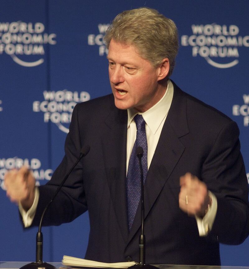 galleries/2013/01/22/world-economic-forum-historic-moments-photos/wef-history-2000-clinton_hpbuvm