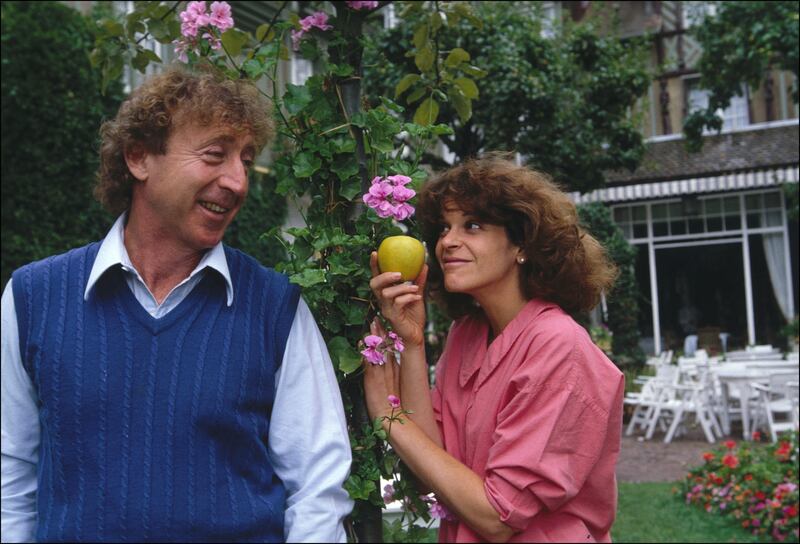 11/09/1984. CLOSE-UP GENE WILDER ET GILDA RADNER AU FESTIVAL DE DEAUVILLE. (Photo by Micheline PELLETIER/Gamma-Rapho via Getty Images)
