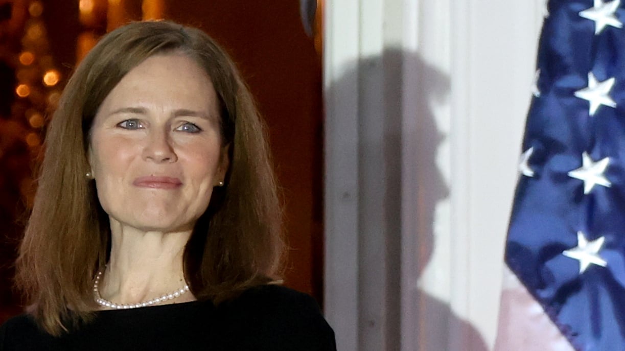 2021-03-04T000000Z_1163942009_RC2G4M9LIQ2X_RTRMADP_3_USA-COURT-BARRETT_ruhquv