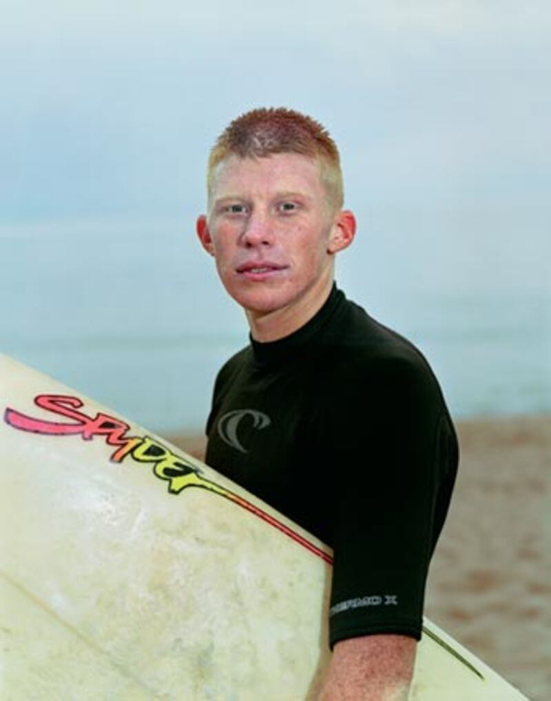 galleries/2010/06/30/surf-art/swell-art-12_po3gfs