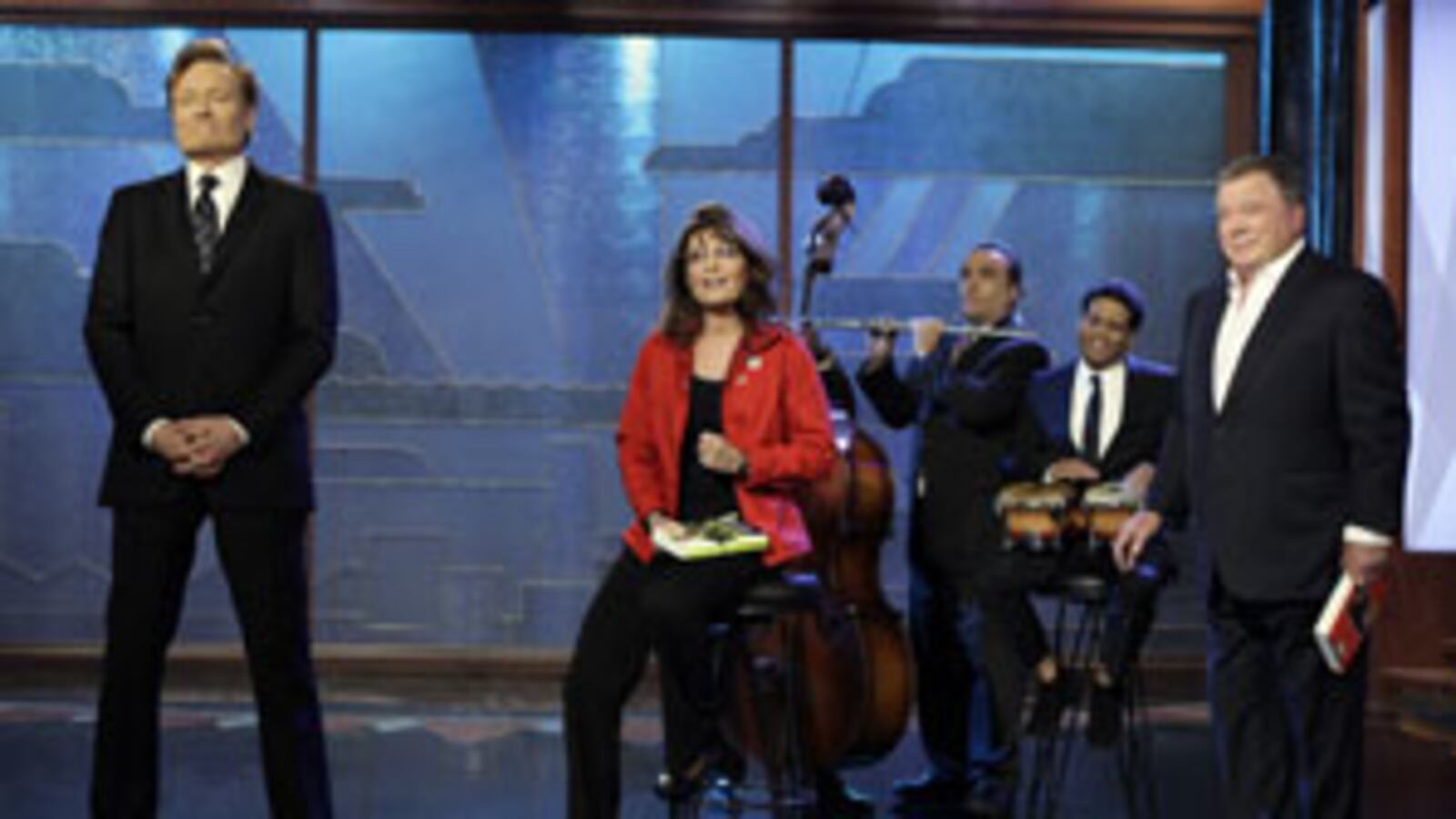 cheats/2009/12/11/palinrsquos-surprise-appearance-on-today-show/sarah-palin-on-conan_e58rqu