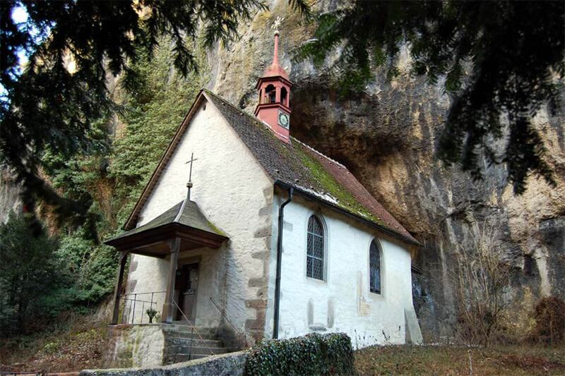 articles/2014/05/09/swiss-town-have-cave-want-social-and-outgoing-hermit/140508-swiss-hermit-strochlic-tease_vbl7jq